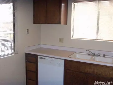 2900 Andre Ln #238, Turlock, CA 95380 photo 4