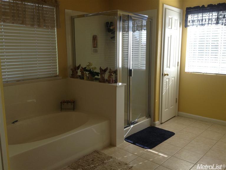 628 Skimmer Dr, Patterson, CA 95363 photo 9