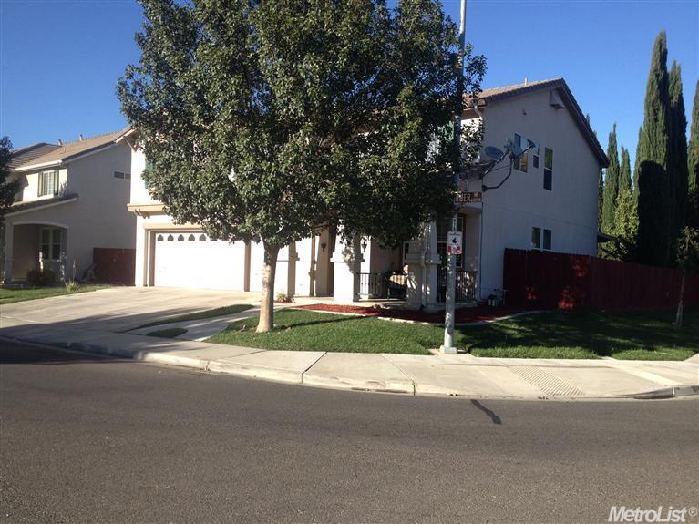 628 Skimmer Dr, Patterson, CA 95363 photo 2