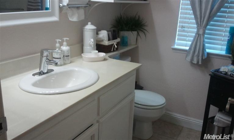 2008 Berryessa Dr, Modesto, CA 95358 photo 17
