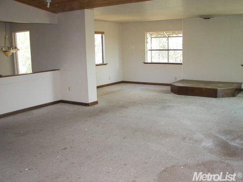 13305 Woodlake, Grass Valley, CA 95949 photo 2
