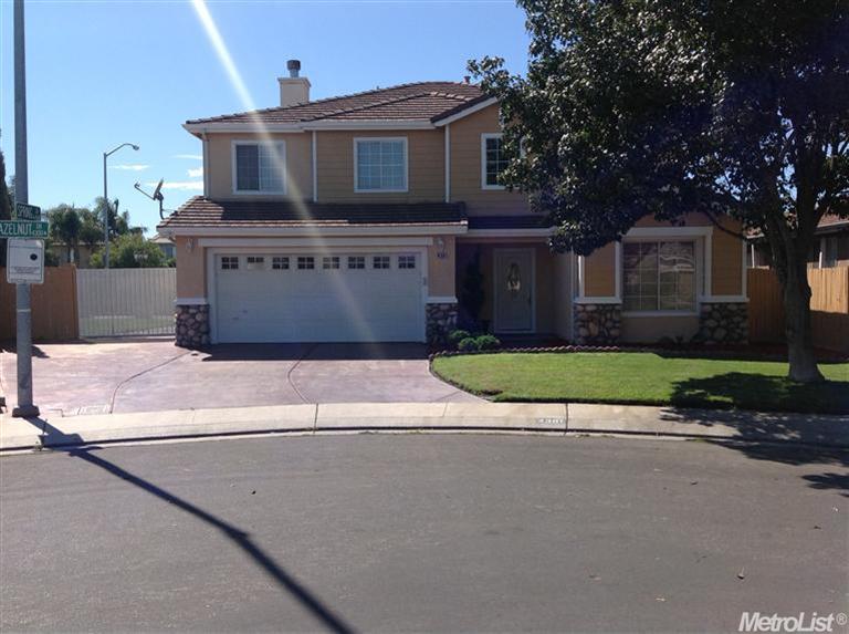 4301 Hazelnut Dr, Modesto, CA 95356 photo 1