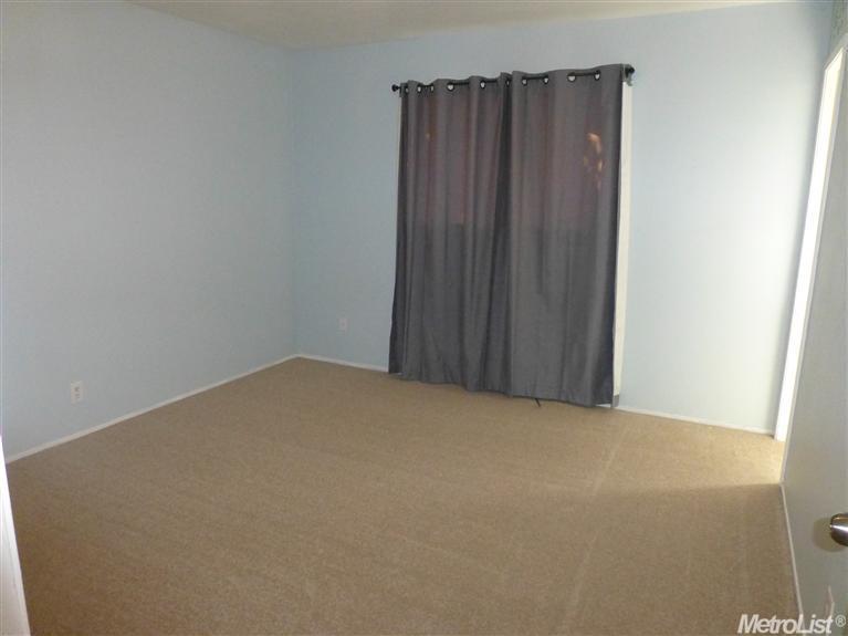 1086 Agate, Manteca, CA 95336 photo 8