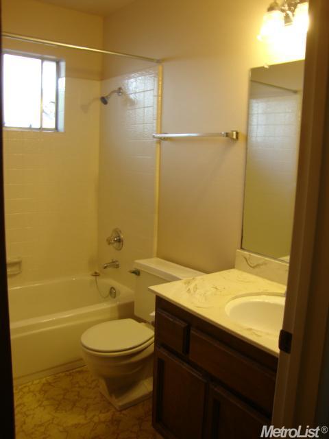 4655 5th St, Rocklin, CA 95677 photo 6