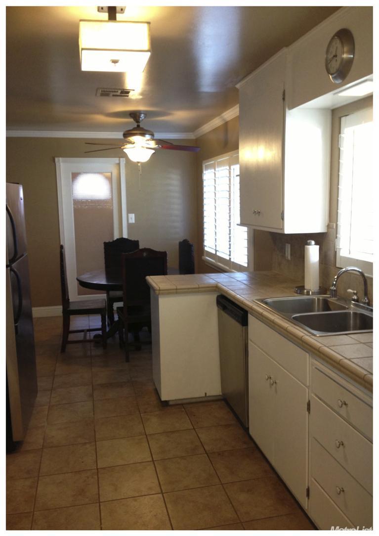 232 E Canterbury, Stockton, CA 95207 photo 3