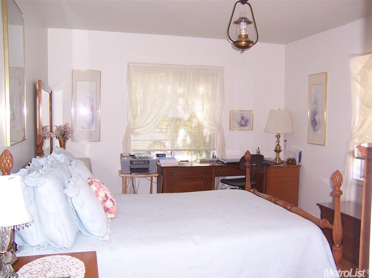 335 W Beverly Pl, Tracy, CA 95376 photo 6