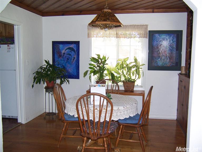 335 W Beverly Pl, Tracy, CA 95376 photo 4