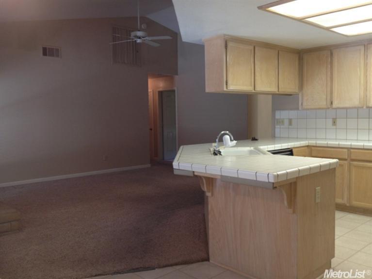 4057 Saint Patrick Pl, Turlock, CA 95382 photo 10