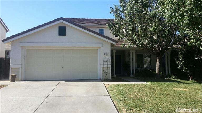 1241 Pipit Dr, Patterson, CA 95363 photo 1