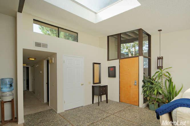 203 Grande Ave, Davis, CA 95616 photo 4