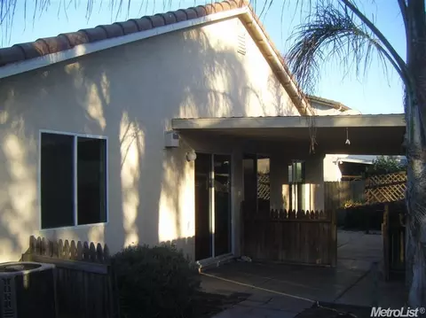2085 Pasado Ave, Manteca, CA 95336 photo 2