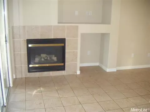 2085 Pasado Ave, Manteca, CA 95336 photo 4