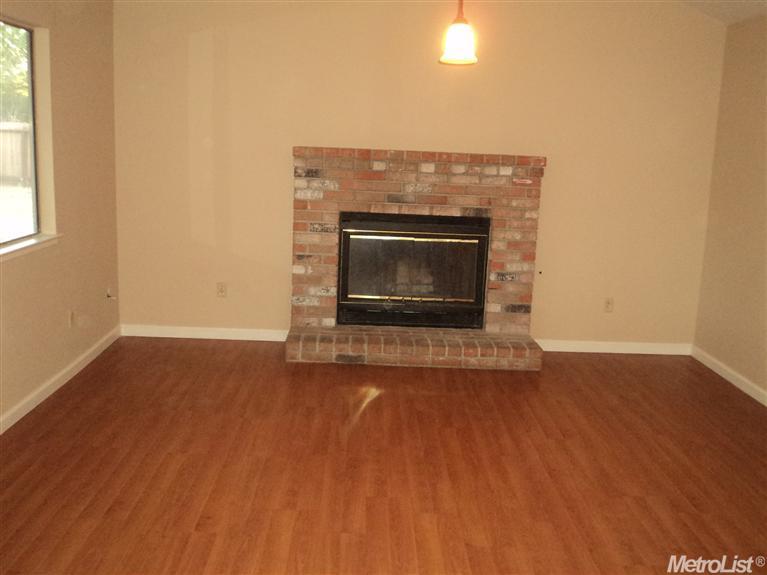 1710 Napa Ct, Modesto, CA 95351 photo 4