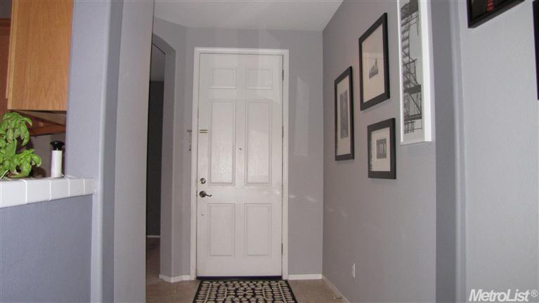 3801 Sierra Gold Dr, Antelope, CA 95843 photo 2