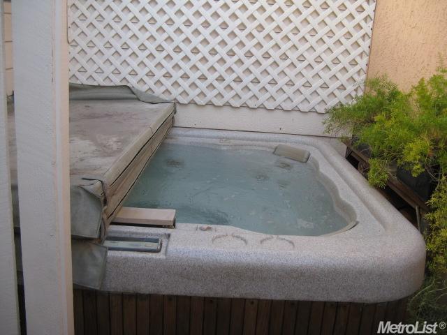 2121 Gainsboro Pl, Modesto, CA 95355 photo 4