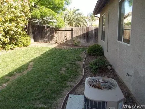 631 Roadrunner Dr, Patterson, CA 95363 photo 10