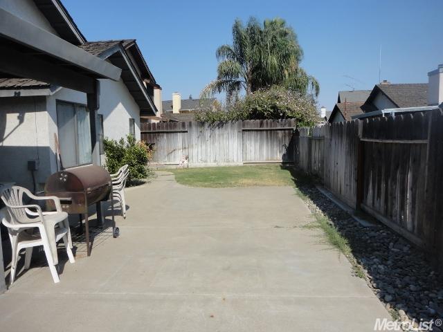 2032 Stracker, Modesto, CA 95350 photo 9