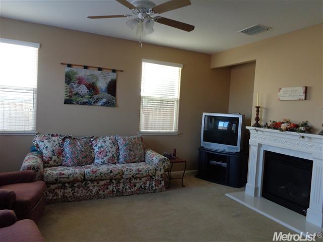 2409 Callaham Way, Modesto, CA 95355 photo 5