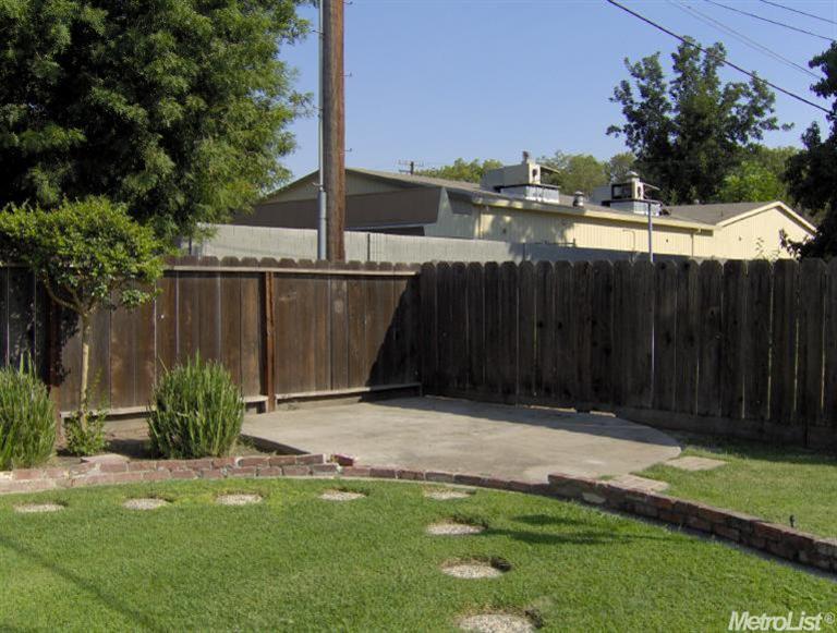 1257 Chadwick Ct, Modesto, CA 95350 photo 8
