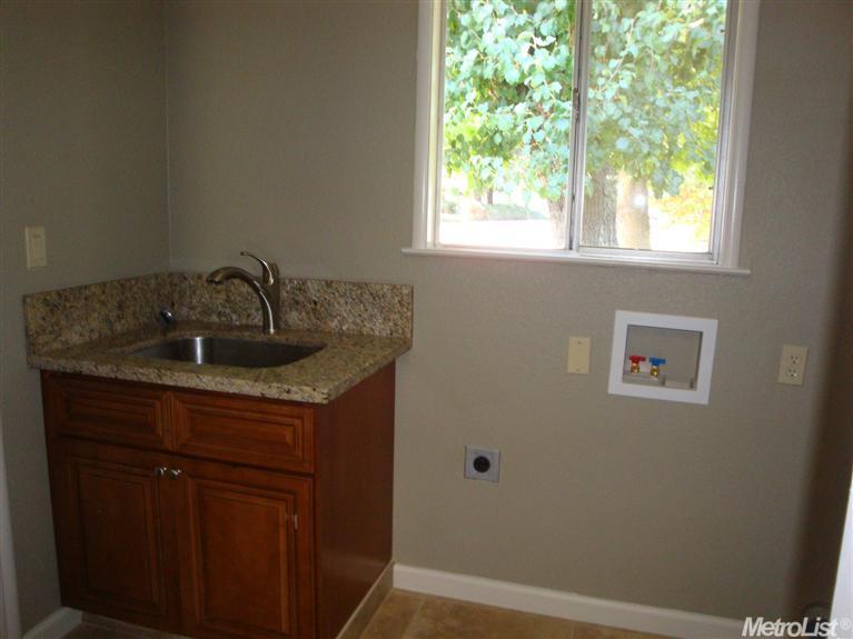 900 Montmartre, Modesto, CA 95355 photo 5