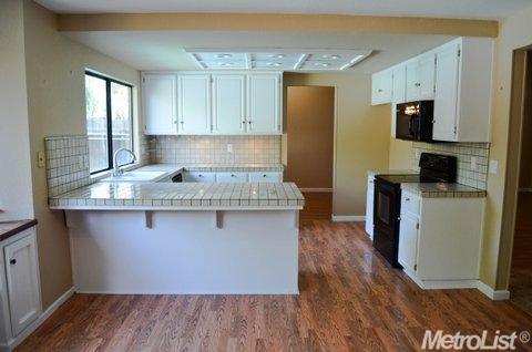 447 Sultana Ct, Ripon, CA 95366 photo 8
