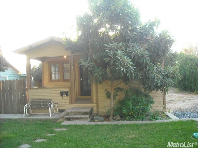 1625 Mitchell Ave, Escalon, CA 95320 photo 1