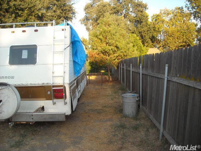1625 Mitchell Ave, Escalon, CA 95320 photo 19