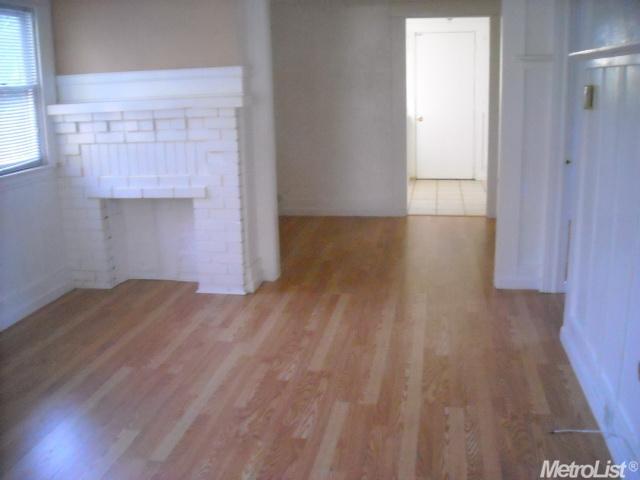 1625 Mitchell Ave, Escalon, CA 95320 photo 4