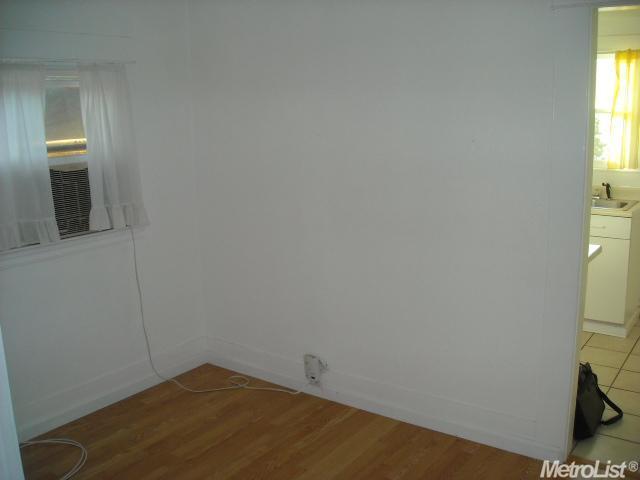 1625 Mitchell Ave, Escalon, CA 95320 photo 6