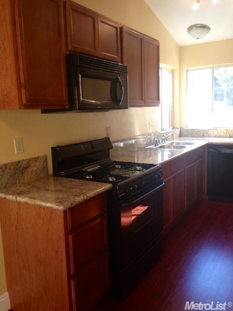 8321 Oakenshield, Antelope, CA 95843 photo 5