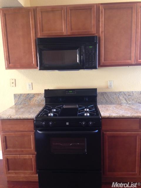 8321 Oakenshield, Antelope, CA 95843 photo 6