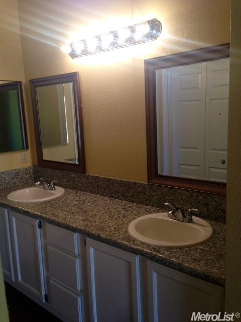 8321 Oakenshield, Antelope, CA 95843 photo 11