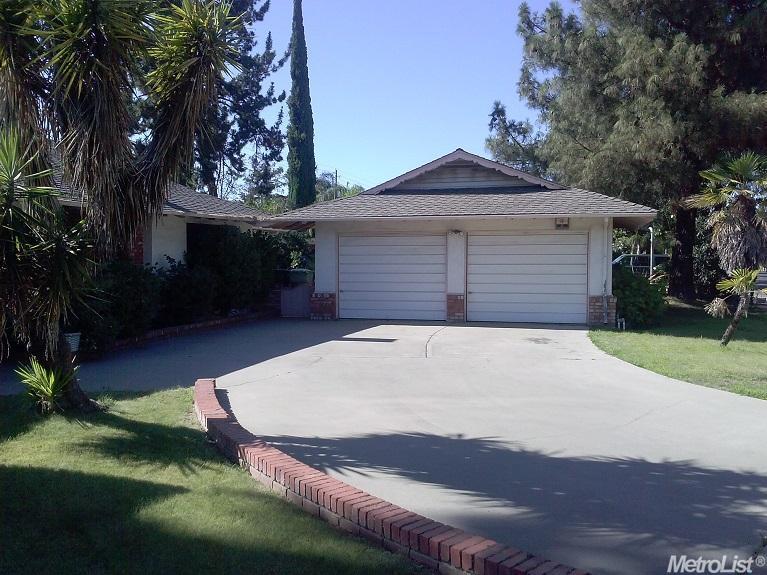 101 Fairoaks Dr, Modesto, CA 95351 photo 3
