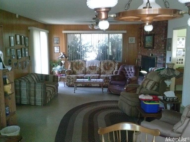 101 Fairoaks Dr, Modesto, CA 95351 photo 8