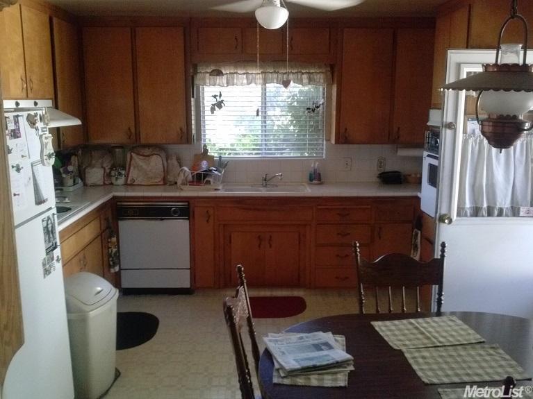 101 Fairoaks Dr, Modesto, CA 95351 photo 9