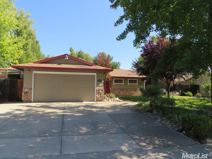 5523 Sparas St, Loomis, CA 95650 photo 1