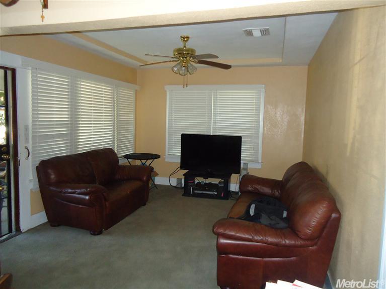 318 Leon Ave, Modesto, CA 95351 photo 3