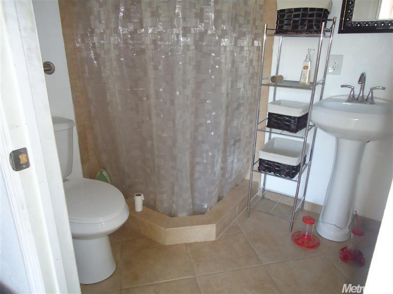 318 Leon Ave, Modesto, CA 95351 photo 9