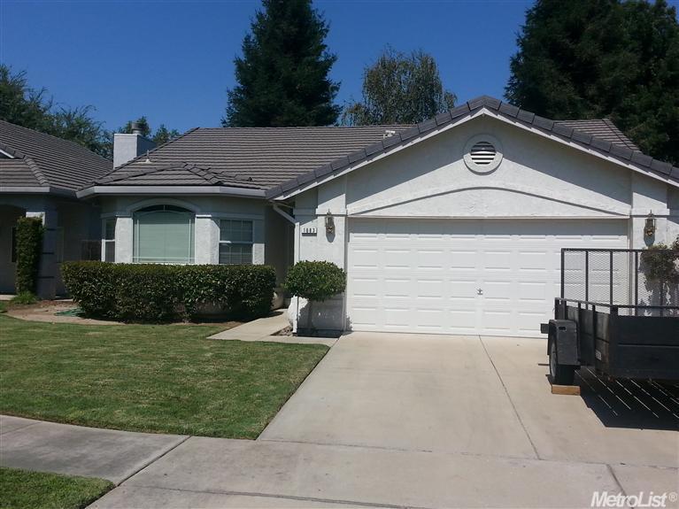 1683 Backus Ln, Turlock, CA 95380 photo 2