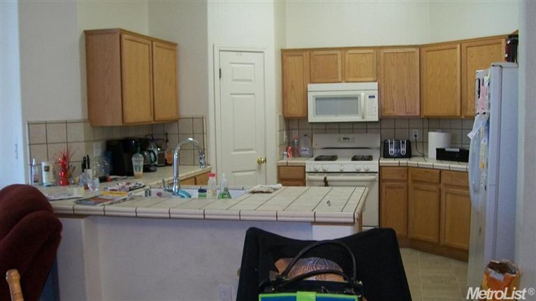 3912 Fallen Oak Dr, Modesto, CA 95355 photo 4