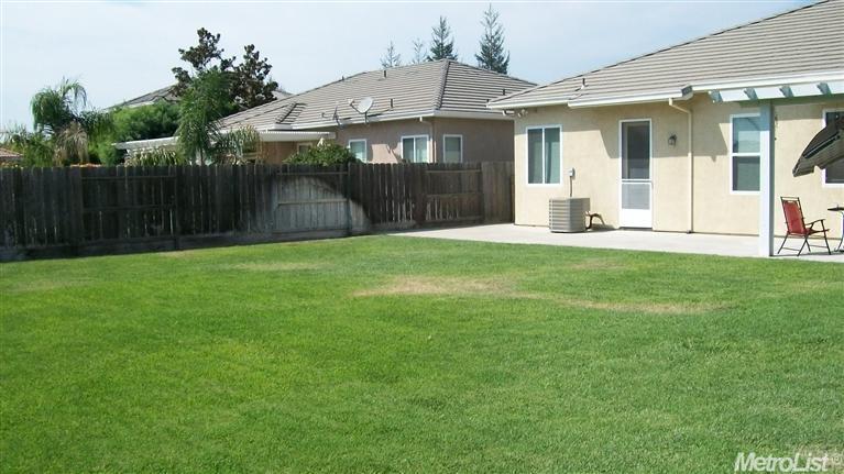 3912 Fallen Oak Dr, Modesto, CA 95355 photo 5
