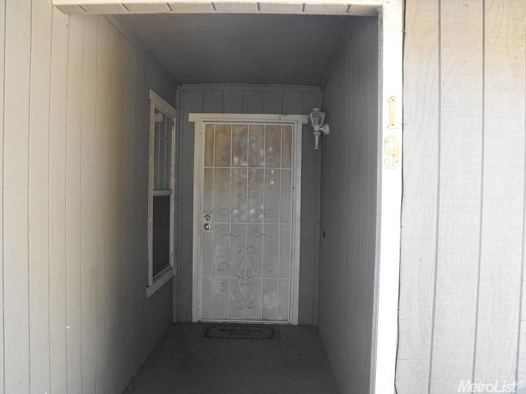 19 Church St, Modesto, CA 95357 photo 3