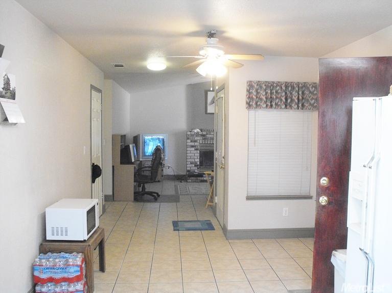 19 Church St, Modesto, CA 95357 photo 5