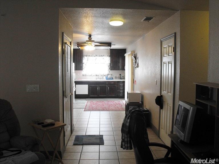 19 Church St, Modesto, CA 95357 photo 7