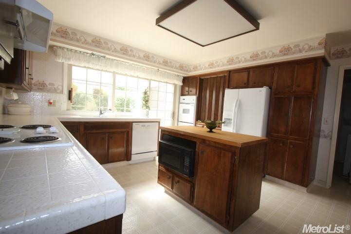 912 Wycliffe Ct, Modesto, CA 95355 photo 10