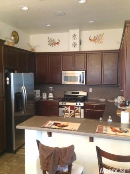 2746 Ancestry St, Manteca, CA 95337 photo 2