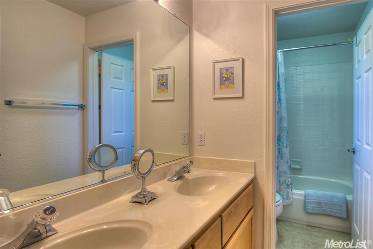 322 Randall, Folsom, CA 95630 photo 18