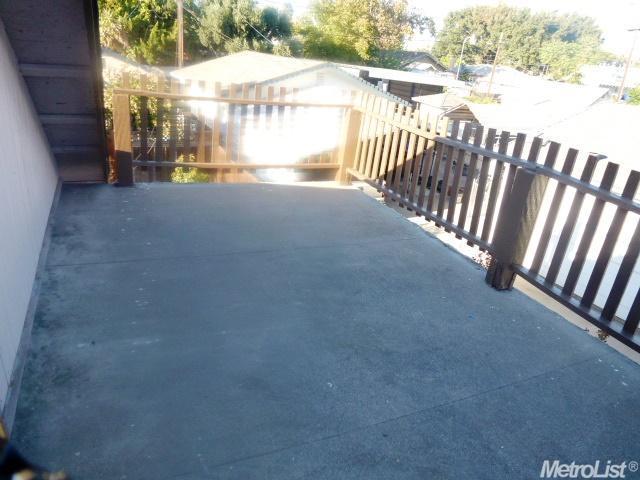 737 Nevada St, Manteca, CA 95337 photo 8
