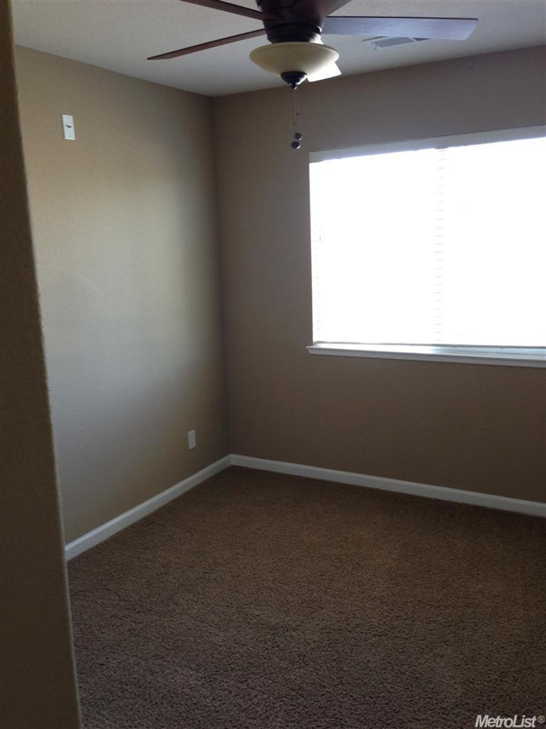 3313 Orchestra Pl, Modesto, CA 95355 photo 9