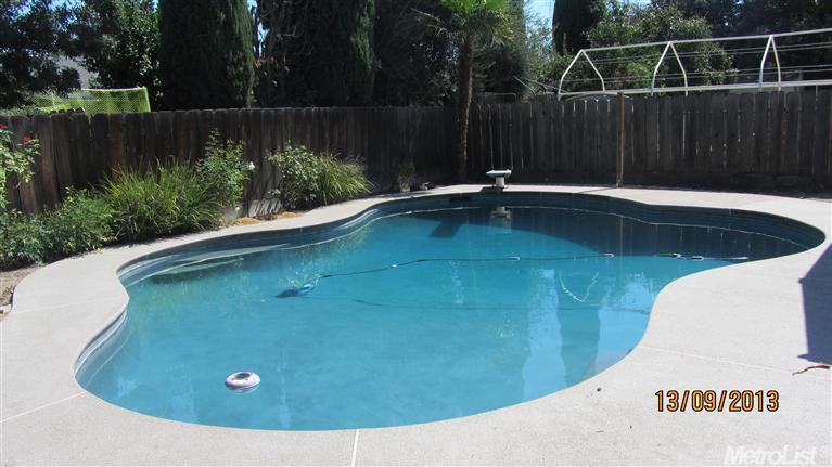1420 Peppertree Ln, Modesto, CA 95355 photo 2